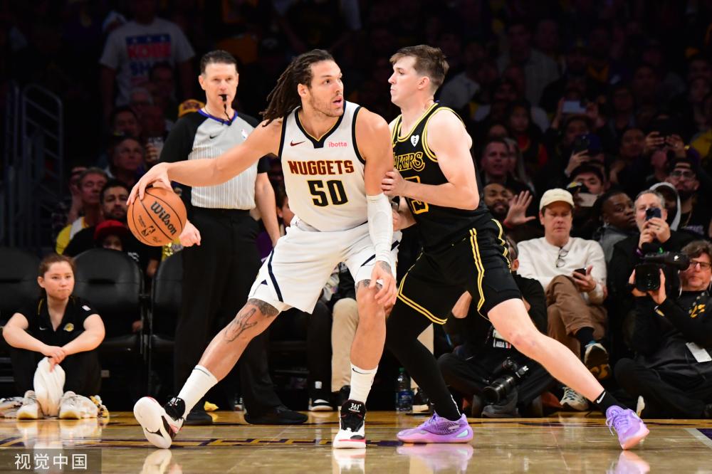 年首次亮相 年首次亮相